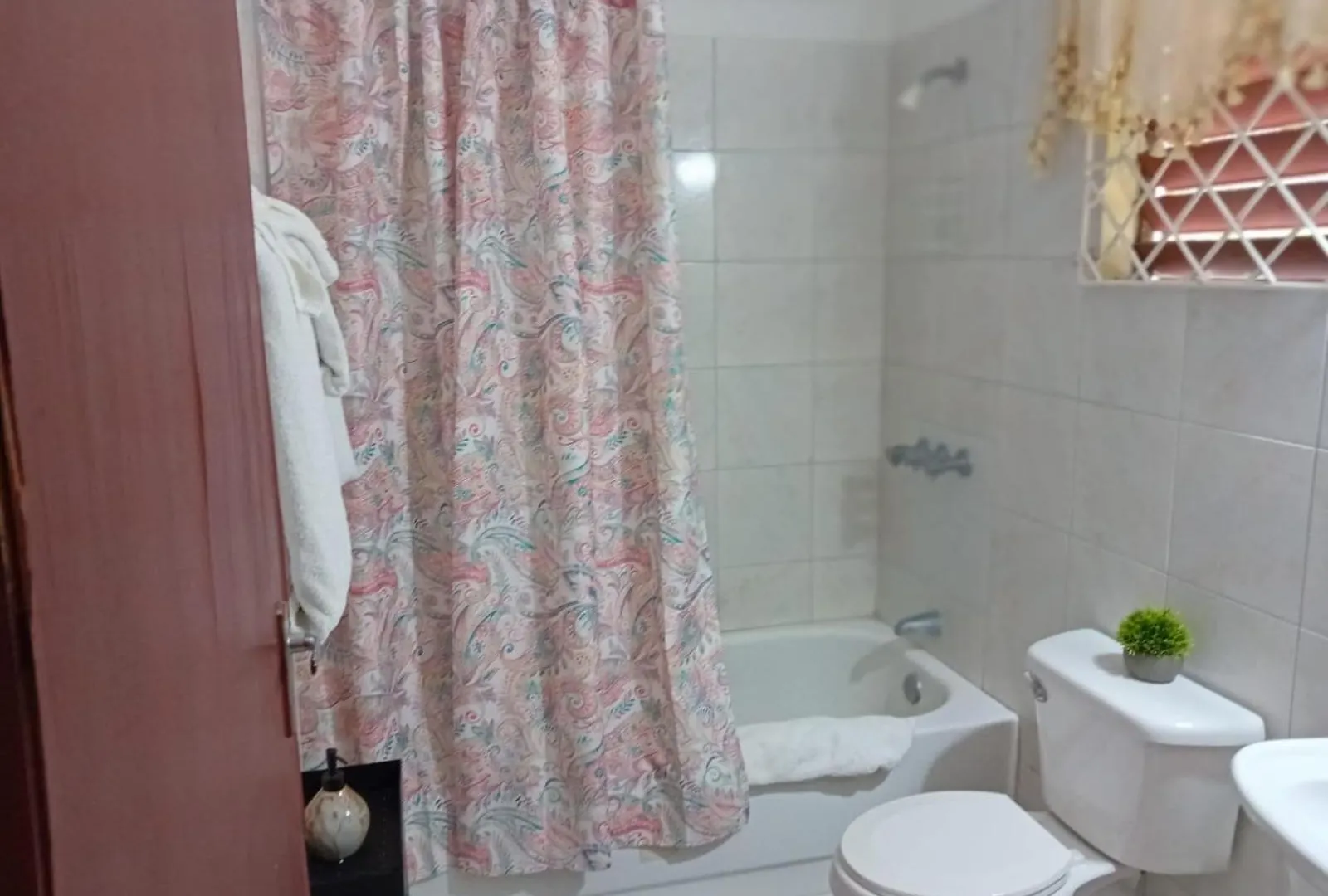 Otel Marge'S Vacation Rentals Negril